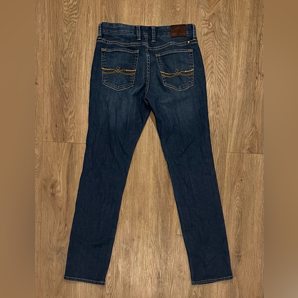Lucky Brand Mid Rise Sweet Straight Jeans - Picture 3 of 4